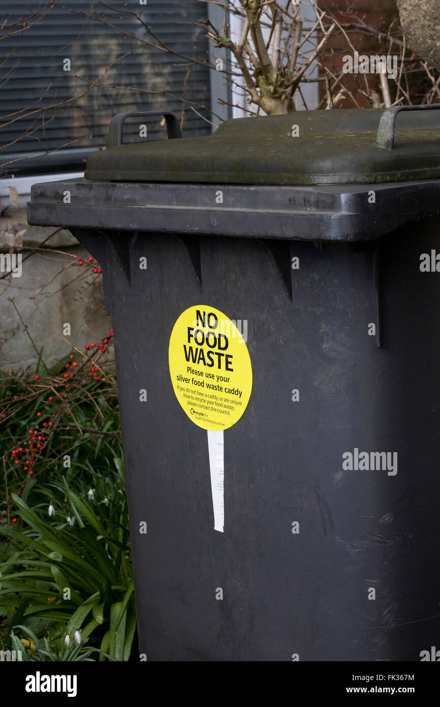Keine Speisereste Schild an einem Abfallbehälter. Stockfoto