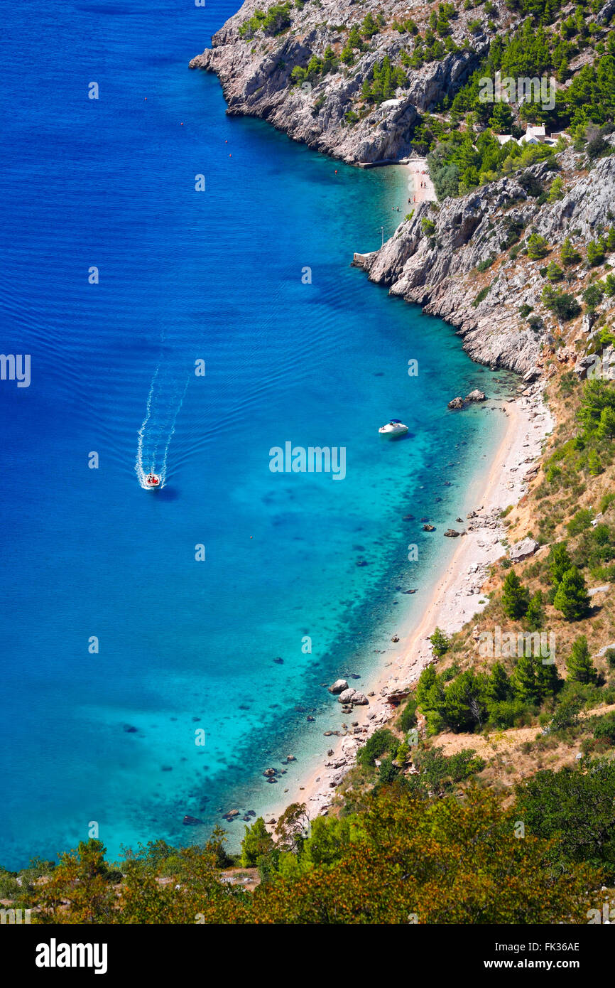 Strand an der Makarska Riviera, Süd-Dalmatien in Kroatien Stockfoto