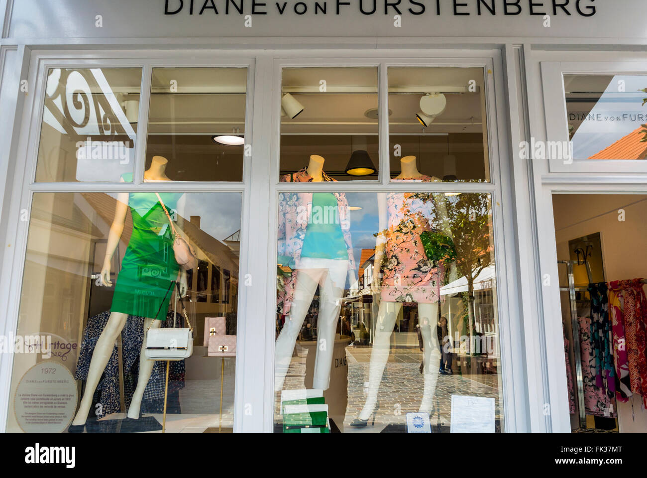 Paris, Frankreich, DesignerKleidung Label Shops Marken einkaufen, "La