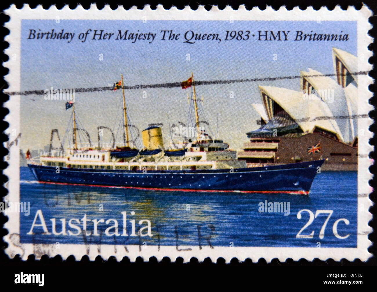 Australien - ca. 1983: A Briefmarke gedruckt in Australien zeigt die HMY Britannia, gewidmet von Queen Elizabeth II, 57. Geburtstag Stockfoto