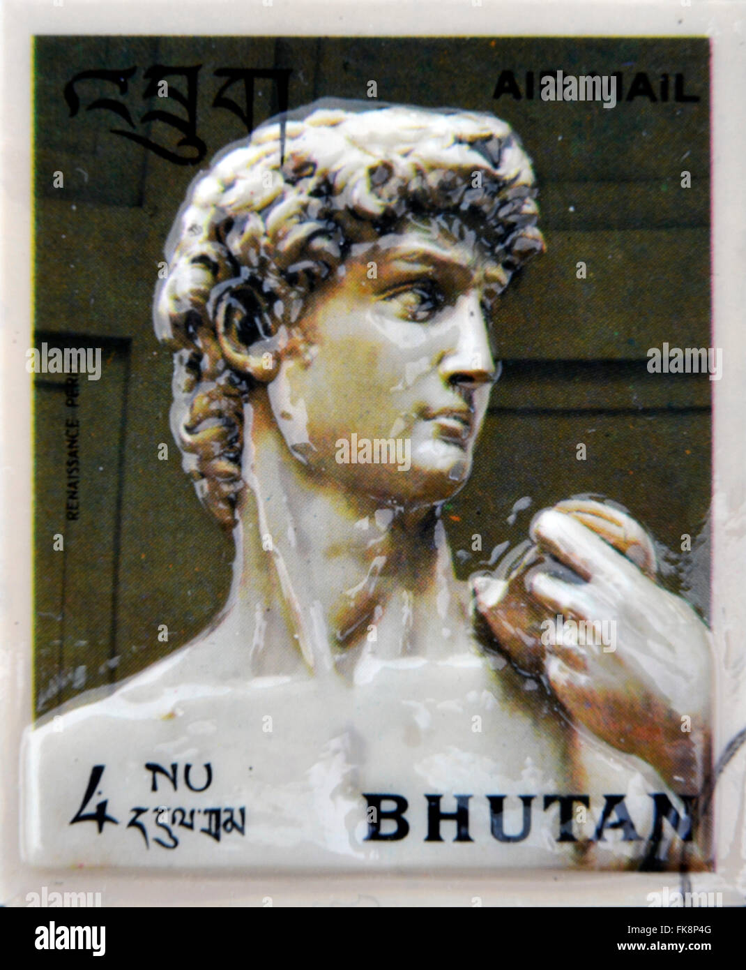 BHUTAN - ca. 1971: Briefmarke gedruckt in Bhutan widmet sich der Geschichte der Skulptur zeigt David von Michelangelo, ca. 1971 Stockfoto