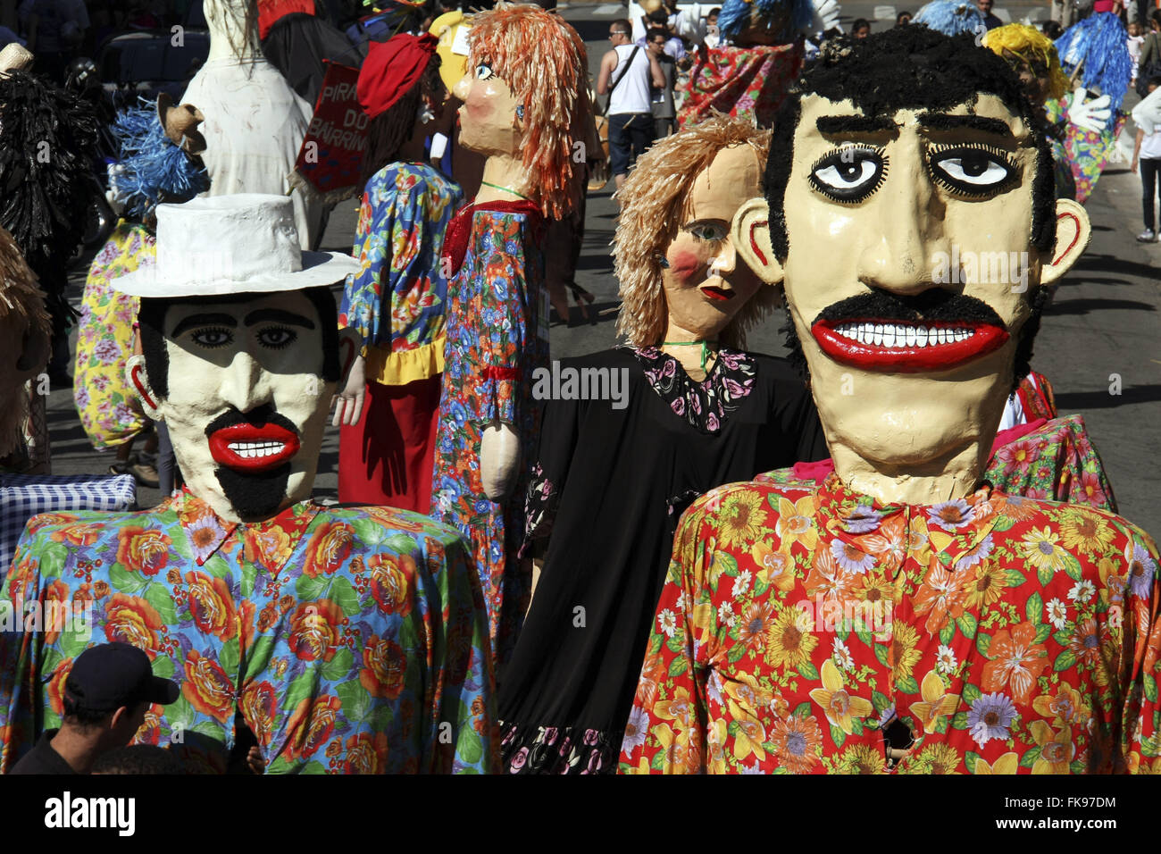Parade der Schneemänner Straßenfest der traditionellen Kultur der Paulista im Paraiba-Tal Stockfoto