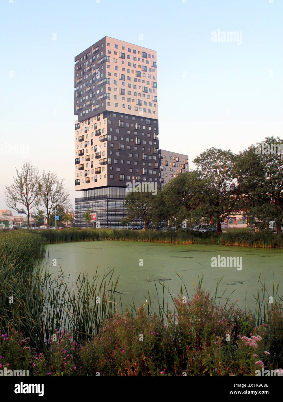"La Liberté" Gebäude in Groningen, Niederlande, von dem bekannten französischen Architekten Dominique Perrault Stockfoto