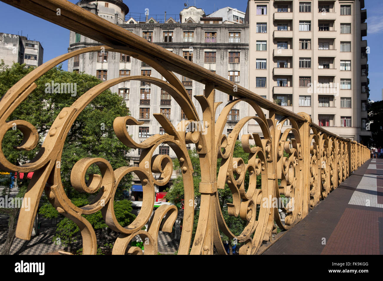 Metallische Struktur brachte aus Belgien Viadukt Santa Iphigenie - Stadtzentrum Stockfoto