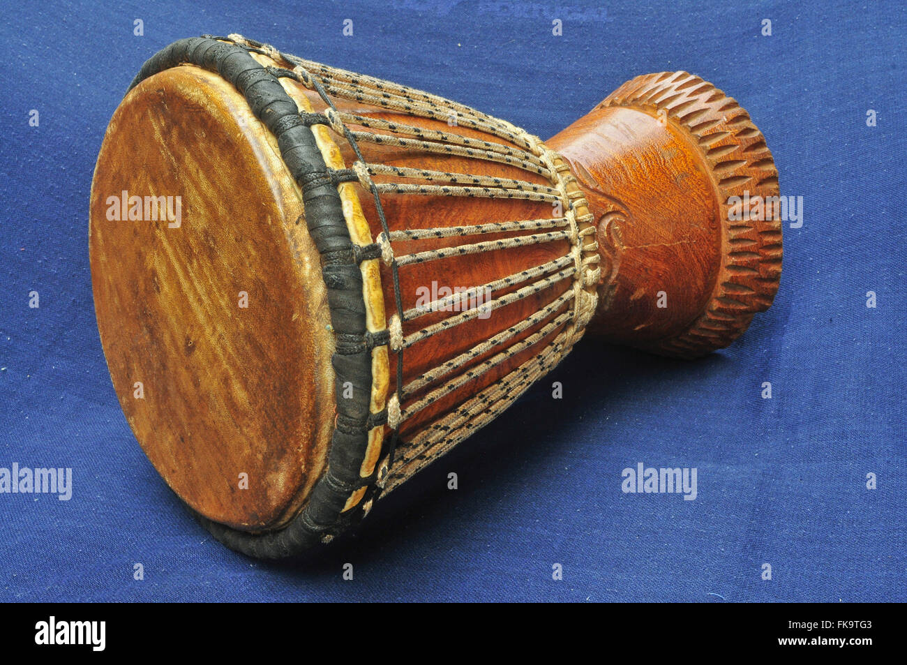 Djembe - Trommel afrikanischen Ursprungs Stockfoto