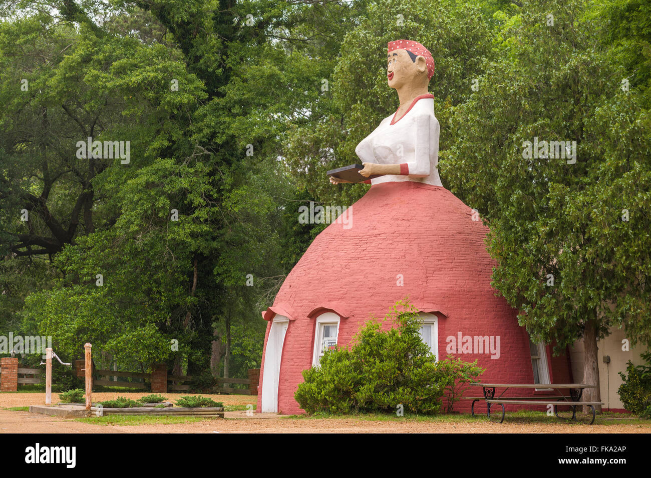 Mama Schrank historischen Raststätte aussieht wie ein riesiger 28ft Aunt Jemima in Natchez, Mississippi. Stockfoto