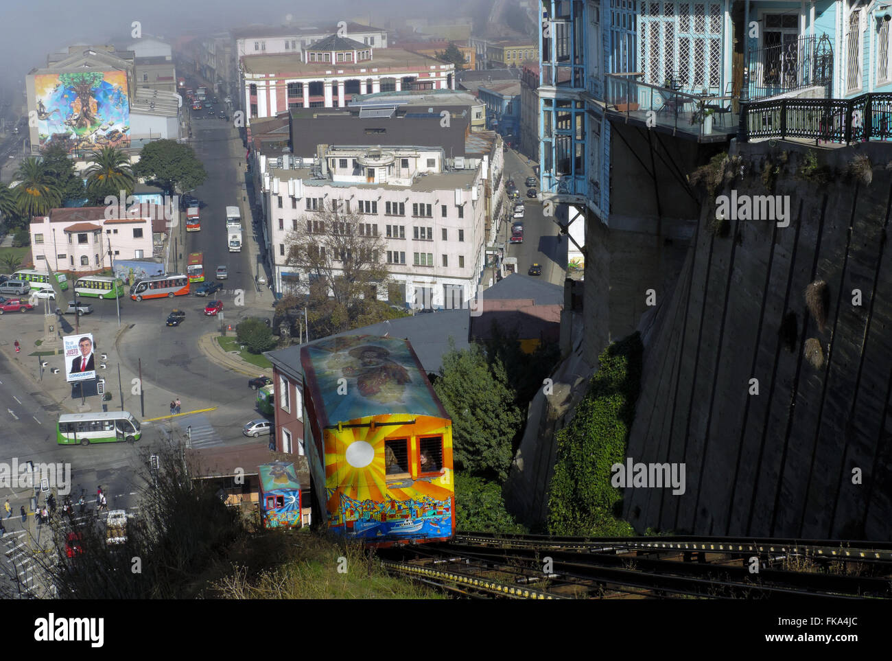 Heben Sie Artillería - Plaza Wheelwright Paseo 21 de Mayo verbindet Stockfoto