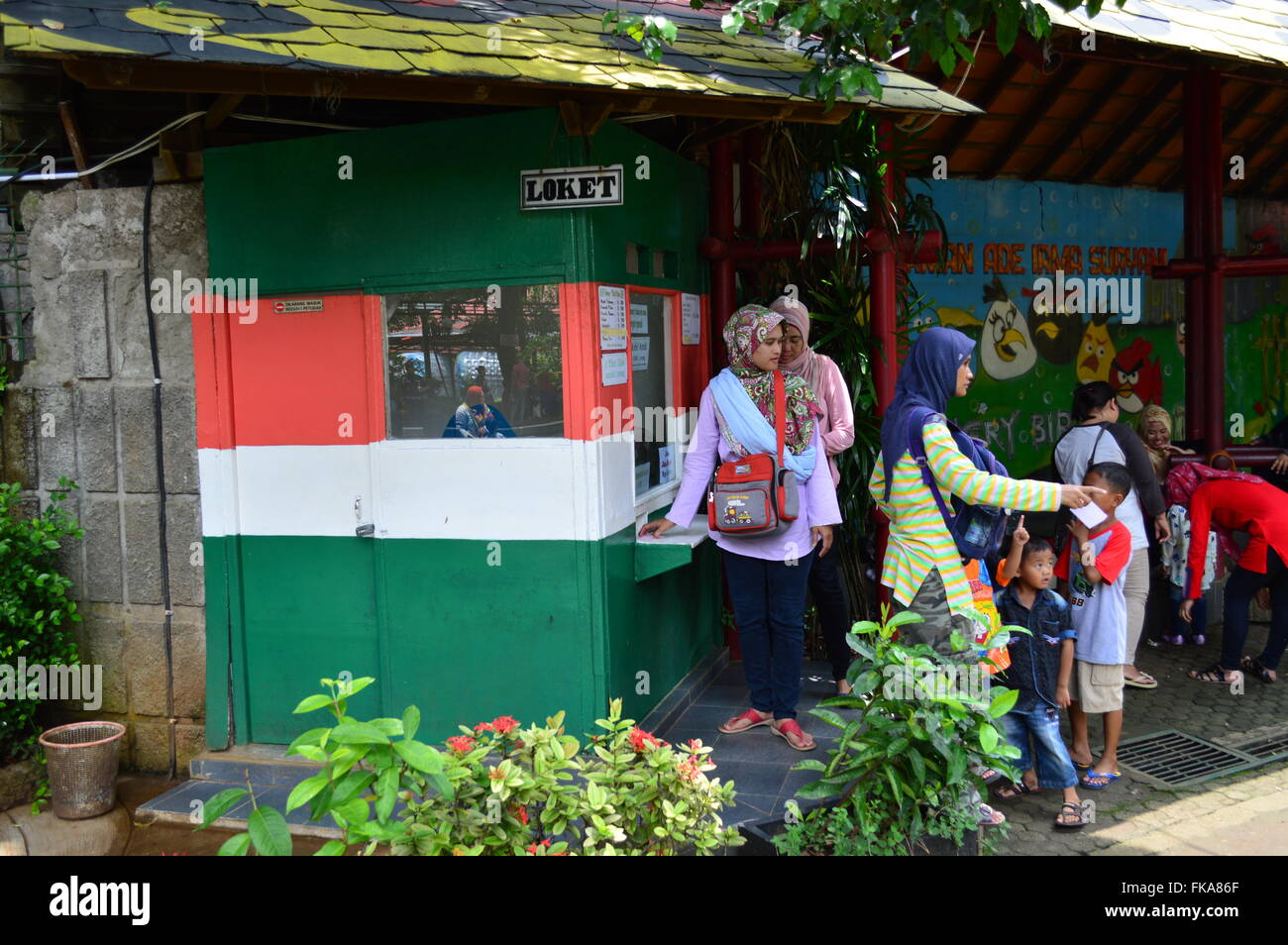 Kinderspielplatz Hut Garten Bogor West Java Indonesien Stockfotografie Alamy