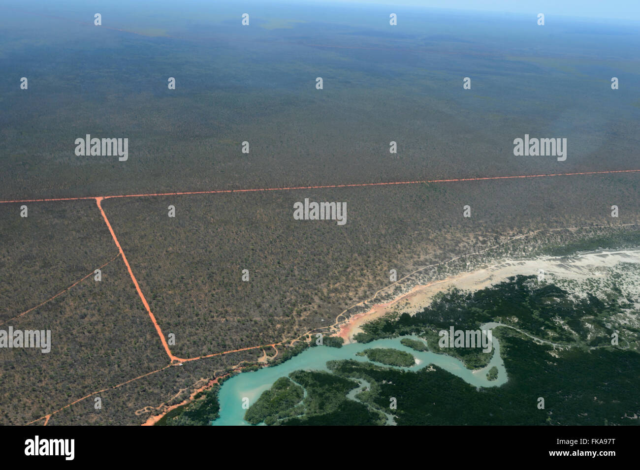 Luftbild von der Küste in der Nähe von Cape Leveque, Küste in der Nähe von Cape Leveque, Kimberley-Region, Western Australia, WA, Australien Stockfoto