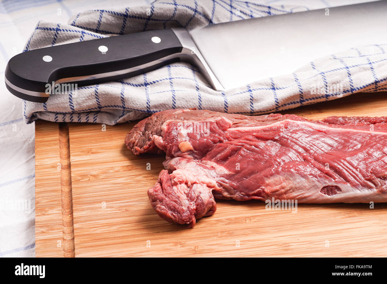 Ausschreibung, Hanger Steak, Onglet - hängen, bevor das Fleisch von der Metzgerei getrimmt wurde Stockfoto