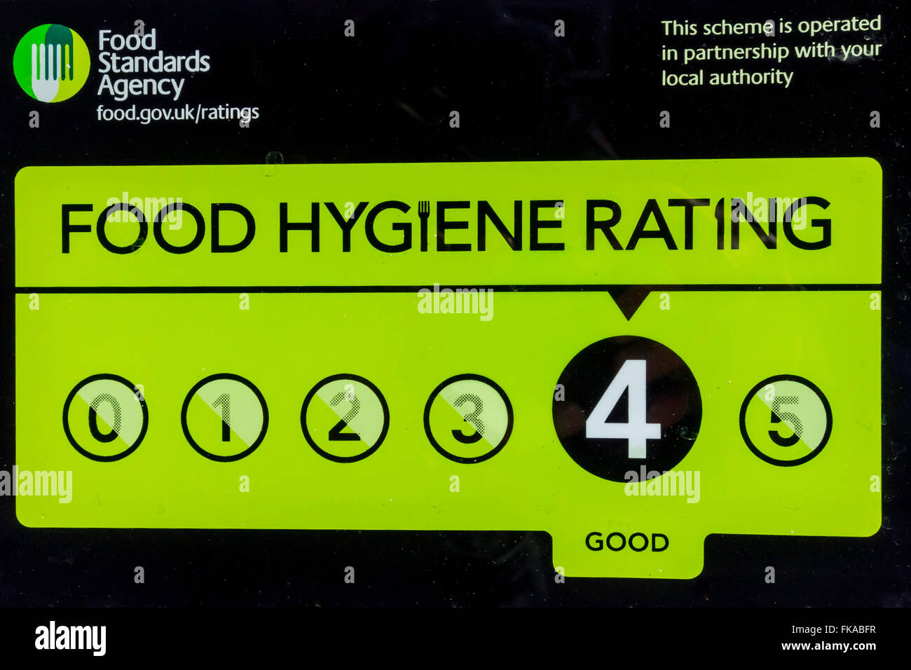 Food Standards Agency scoring Hinweis auf ein Café Fensterebene Bestnote 4 gut Stockfoto