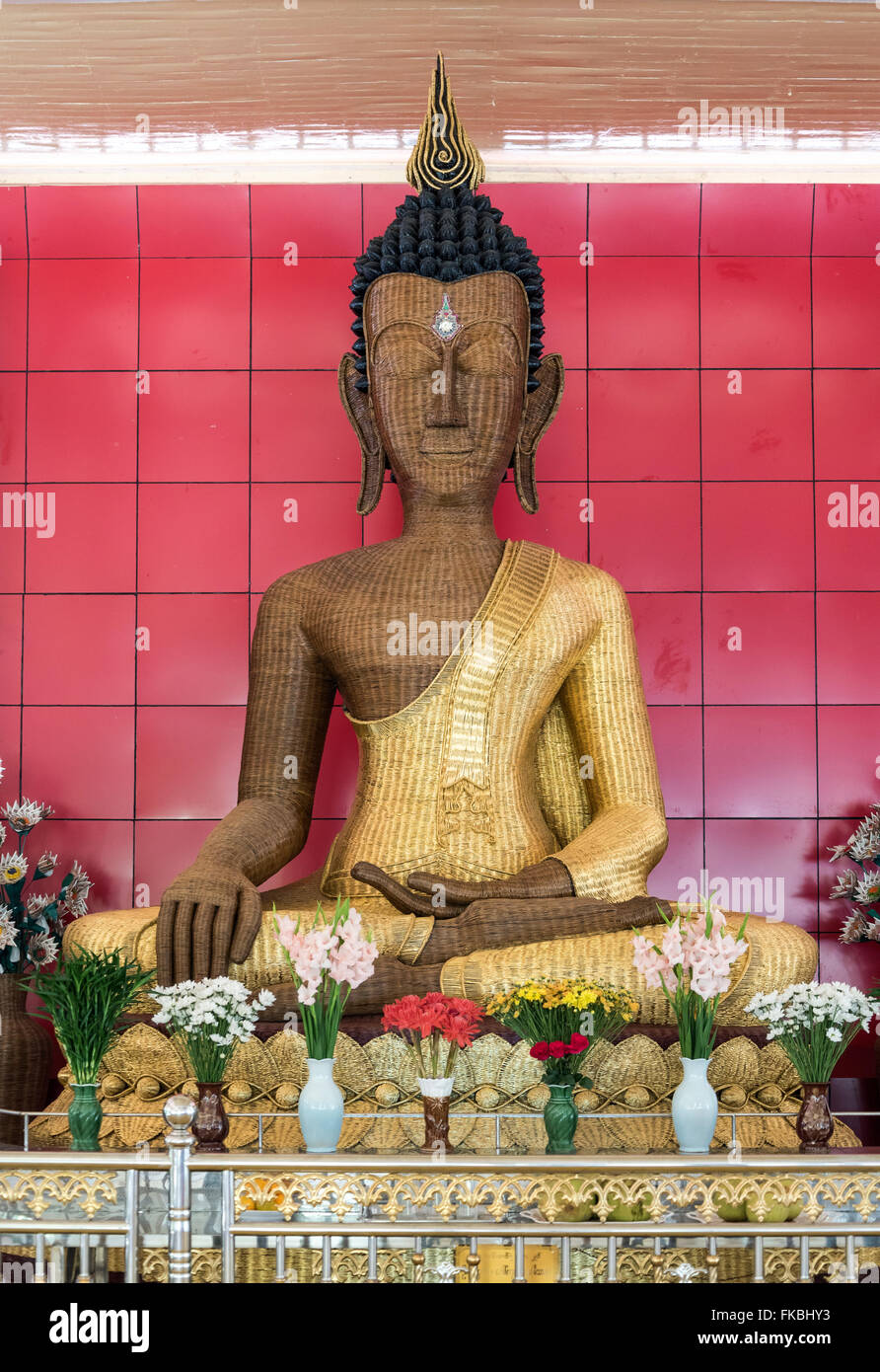 Bambus Buddha bei Taung Pauk Kyaung Kloster, Mawlamyine (Mawlamyaing), Burma (Myanmar) Stockfoto