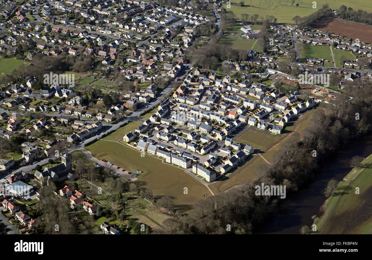 Luftbild der neuen Großsiedlung in Boston Spa, West Yorkshire, Großbritannien Stockfoto