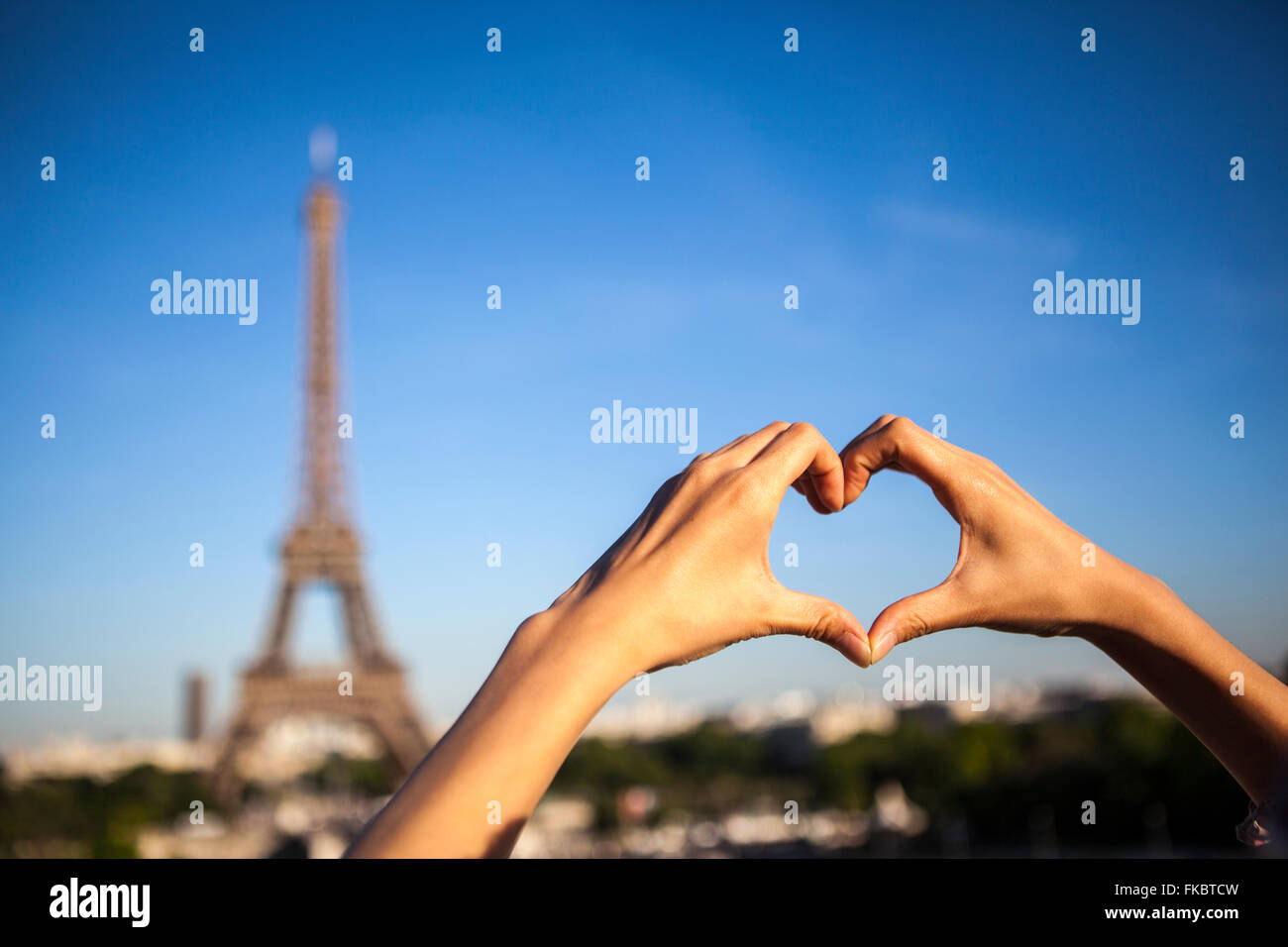 Herz in Paris Stockfoto