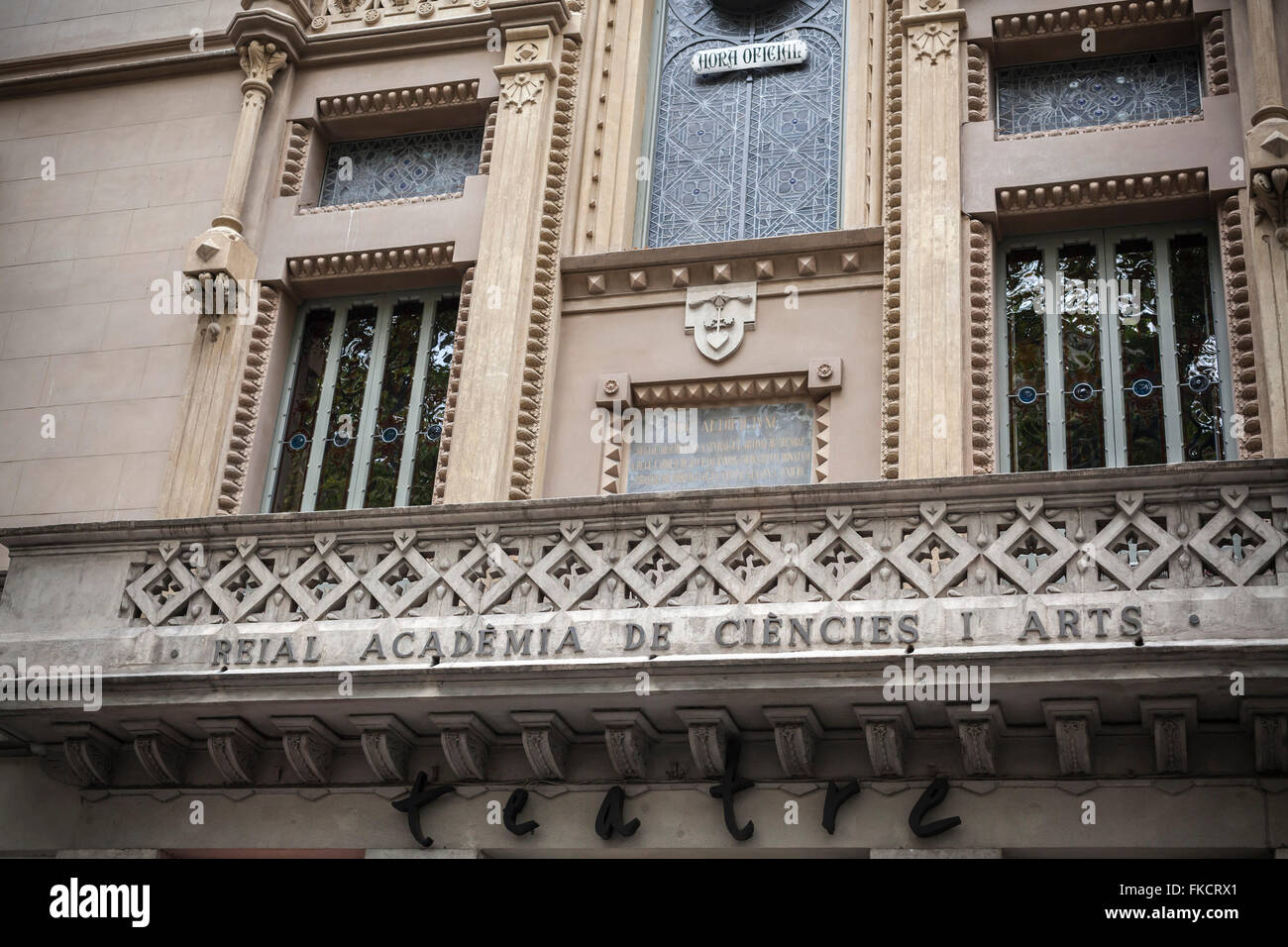 Reial Acadèmia de Ciències ich Kunst, von Josep Domènech Estapà. Gastgeber-Theater Poliorama, La Rambla, Barcelona. Stockfoto