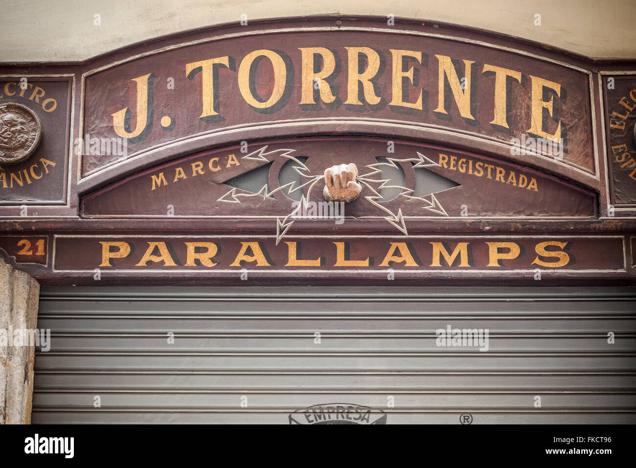 Shop-J. Torrente Parallamps (Parallamps-Blitzableiter), gegründet im Jahre 1860, El Raval, Barcelona. Stockfoto