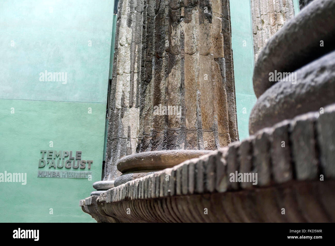 Spalten im Tempel August, römische Erbe. Barcelona. Stockfoto