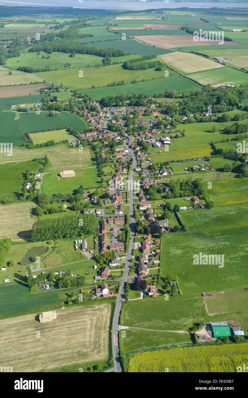 Eine Luftaufnahme des North Lincolnshire Dorf von Bonby und umliegende farmland Stockfoto
