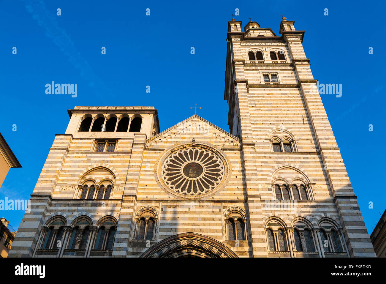 Typische Fassade Chathedral von San Lorenzo Genua, Ligurien, Italien Stockfoto