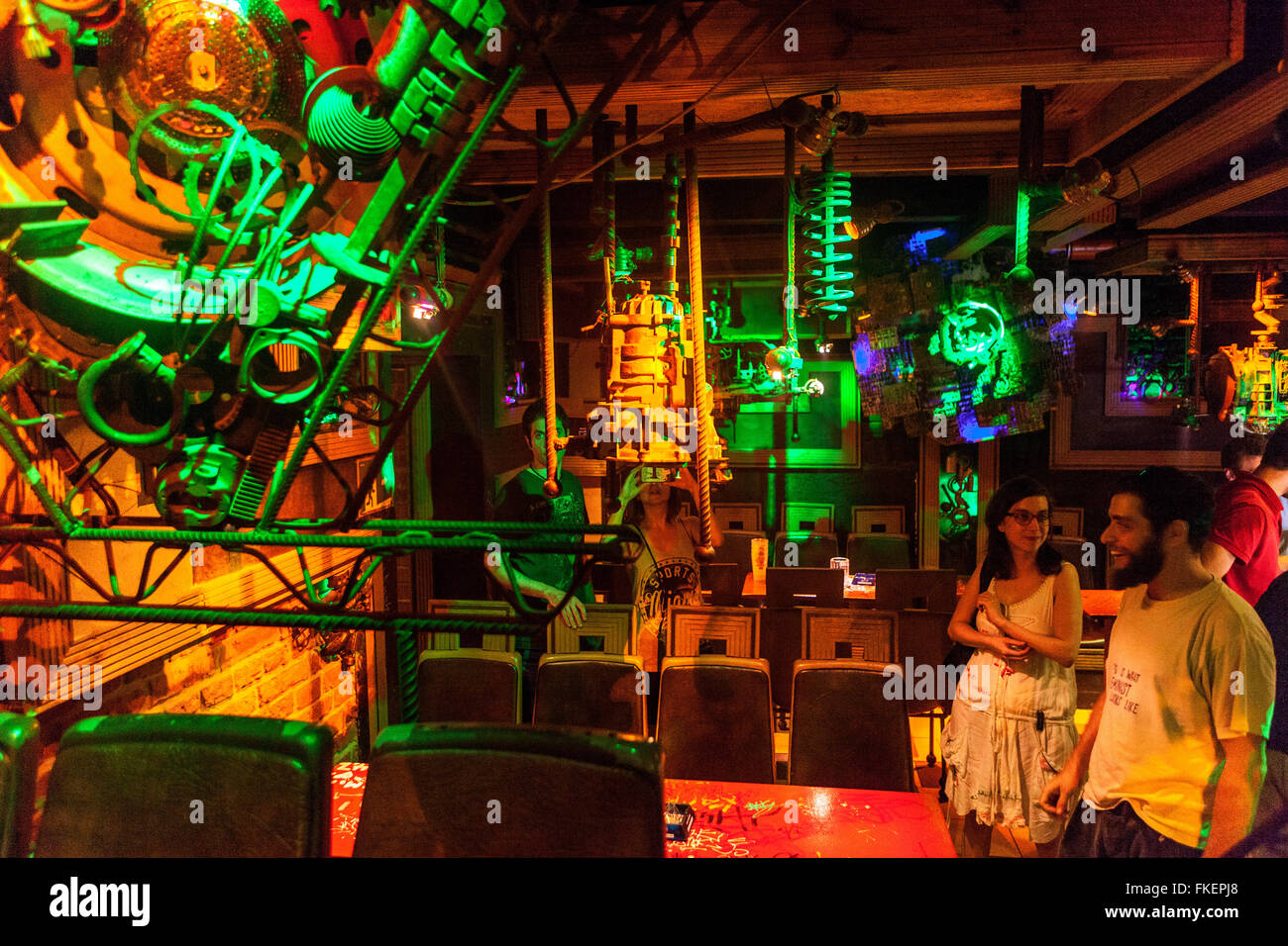 Cross Club Lieblingsmusik club, Nachtleben, Prag Holesovice, Tschechische Republik Stockfoto