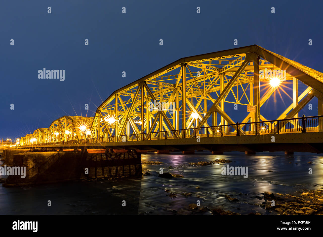 Unteren Trenton Brücke im Morgengrauen. Stockfoto