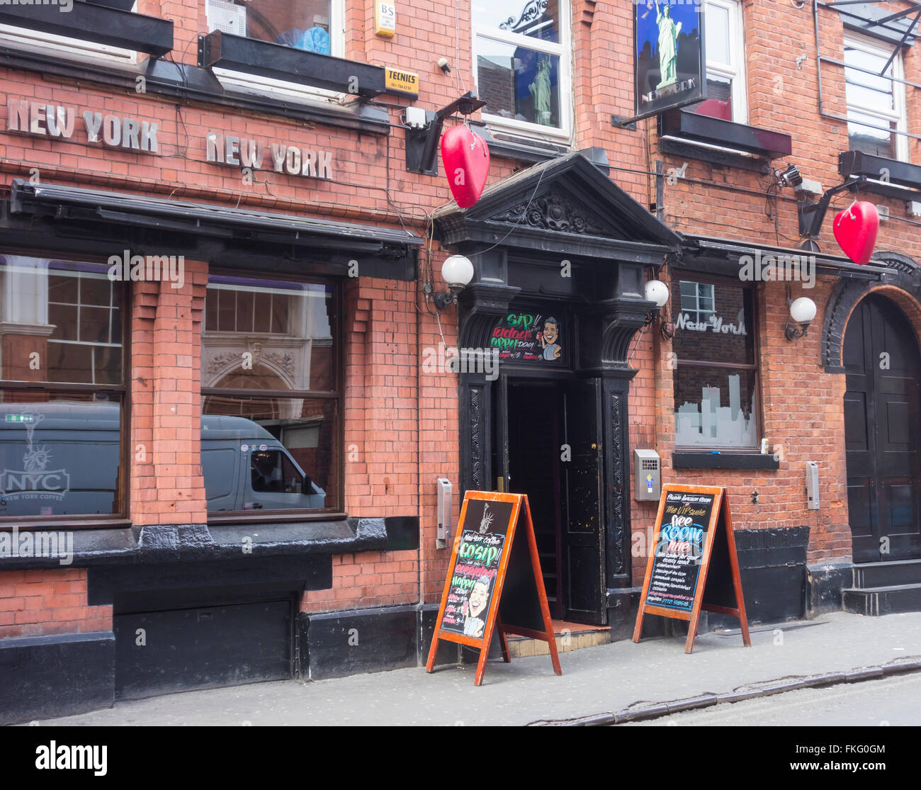 New York City Bar auf Blüte Straße in Manchesters Gay Village. Manchester, England. UK Stockfoto