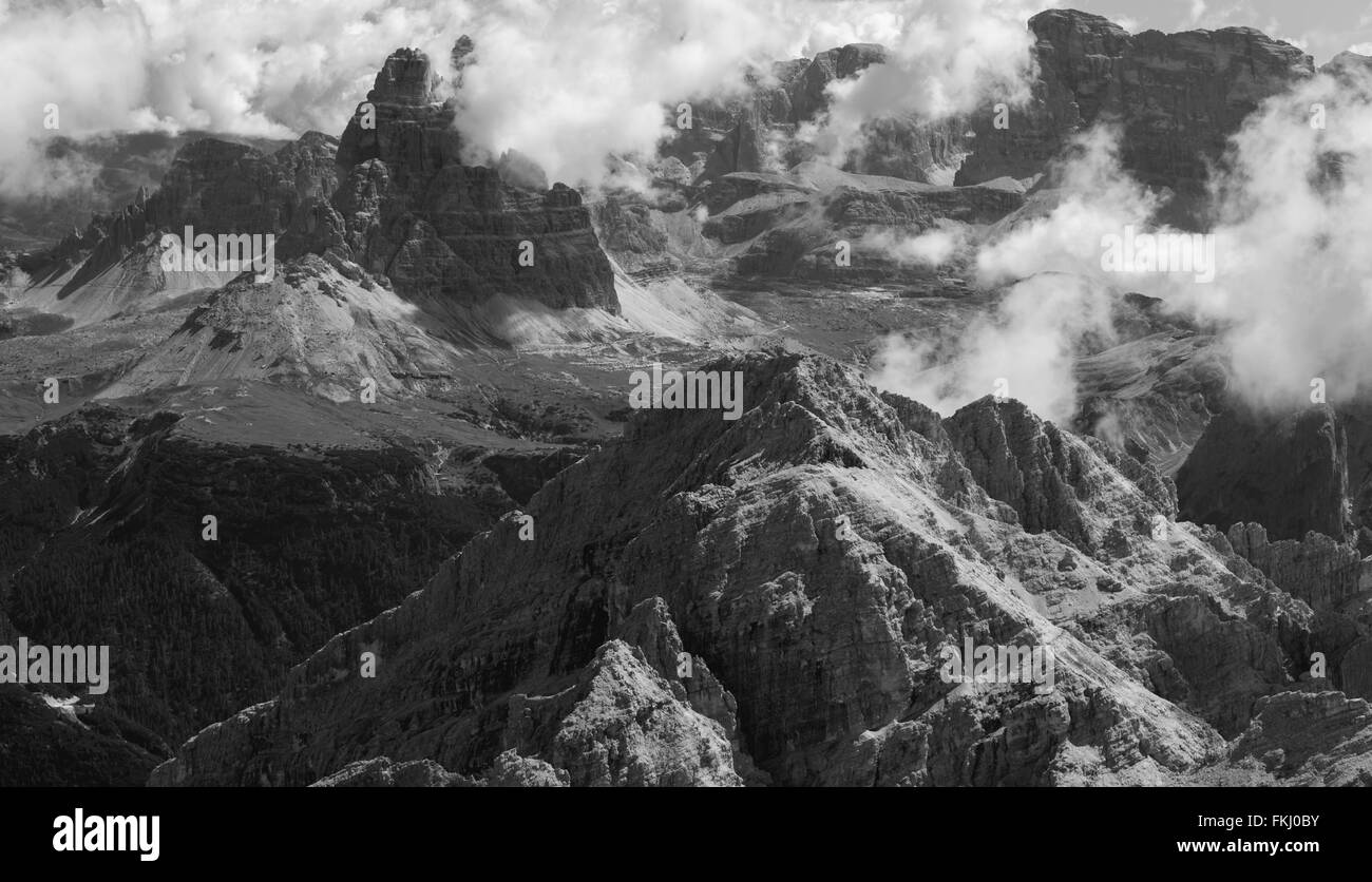 Dolomiten-Sommer-Szene, in der Nähe von Cortina D'Ampezzo Stockfoto