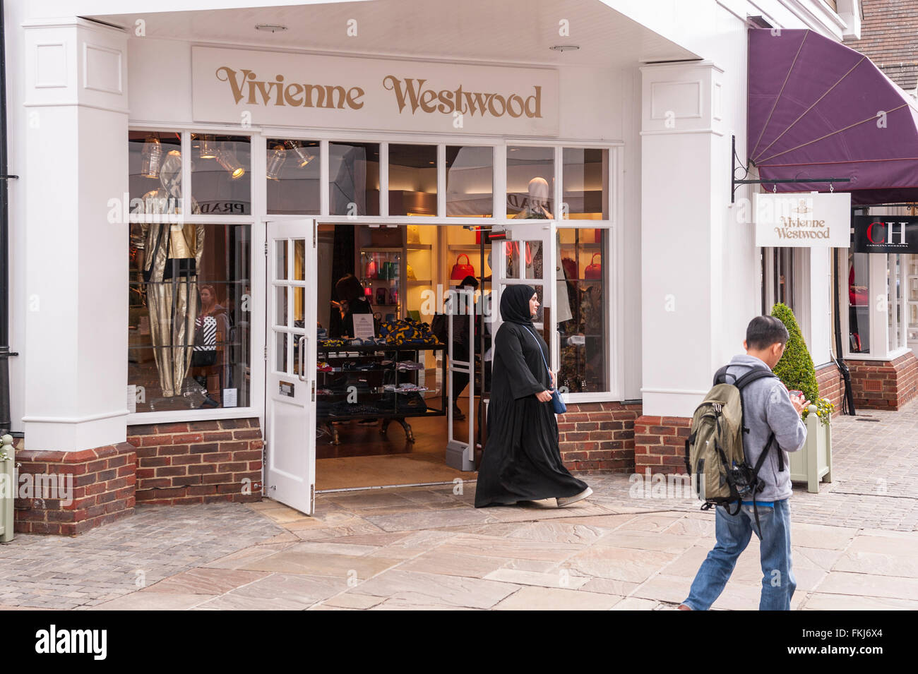 Vivienne Westwood Shop speichern im Maasmechelen Village in Bicester, Oxfordshire, England, Großbritannien, Uk Stockfoto