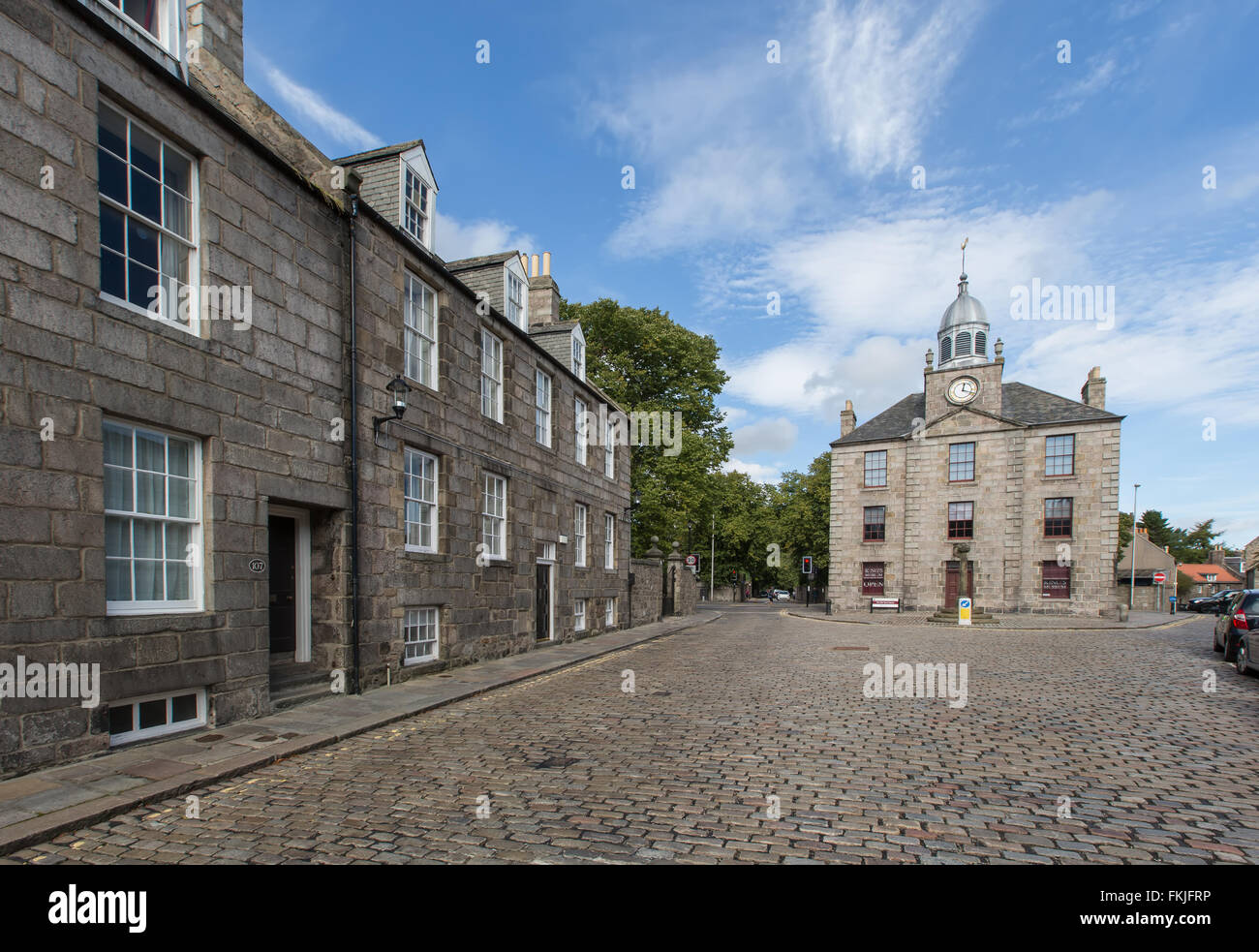 Das historische alte Stadthaus neben der University of Aberdeen im alten Teil der Stadt Aberdeen in Schottland, Großbritannien Stockfoto