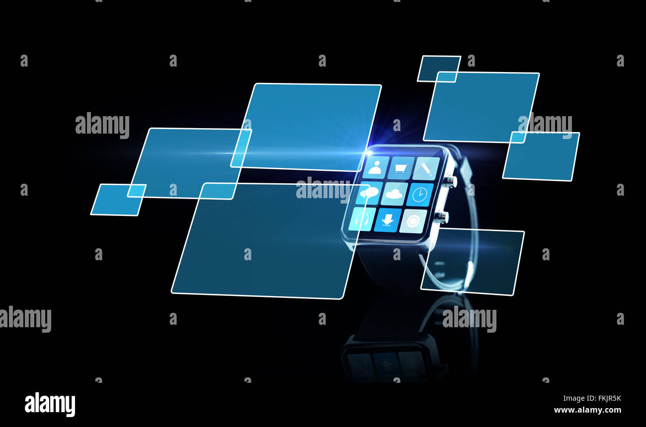 Nahaufnahme von Smartwatch mit app-Icons und Bildschirme Stockfoto