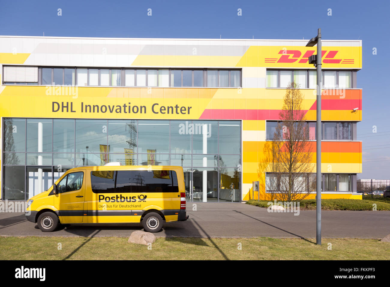 Troisdorf, Deutschland. 9. März 2016. Konzern Deutsche Post DHL, Jahrespressekonferenz, Troisdorf, Deutschland: DHL Innovation Center. Bildnachweis: Jürgen Schwarz/Alamy Live-Nachrichten Stockfoto