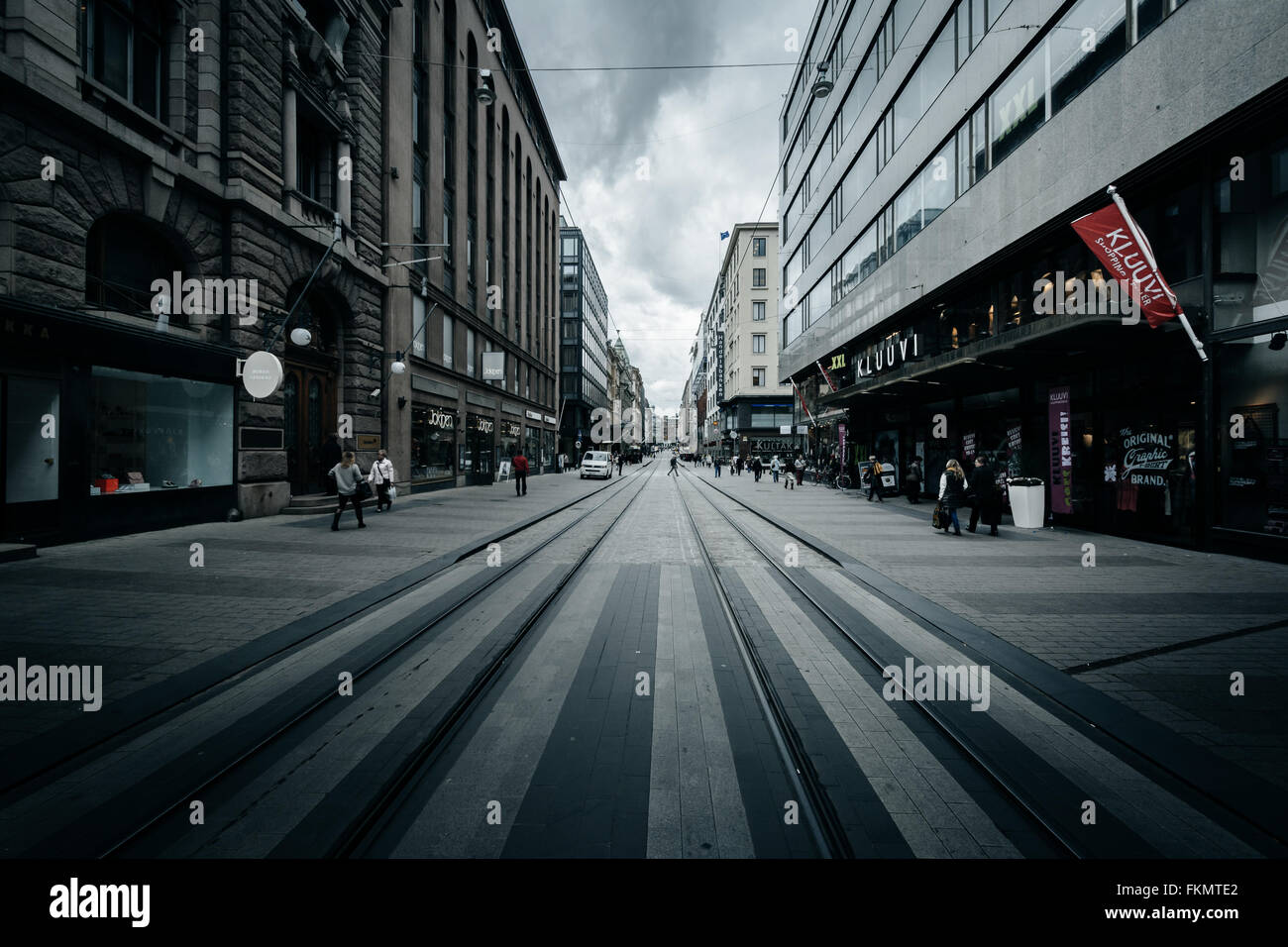 Gebäude entlang Aleksanterinkatu, in Helsinki, Finnland. Stockfoto