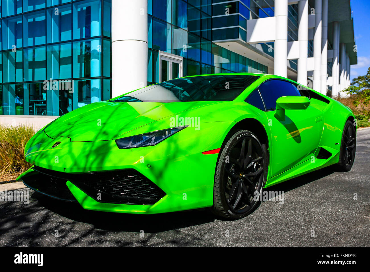 Green Lamborghini Huracan Stockfotos Und Bilder Kaufen Alamy