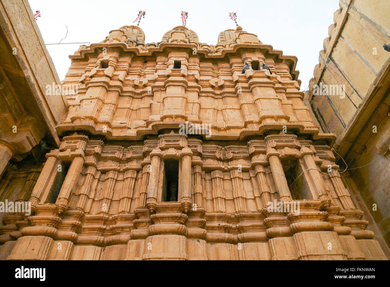 Kleines Gebäude oder Tempel in die goldene Festung von Jaisalmer. Stockfoto