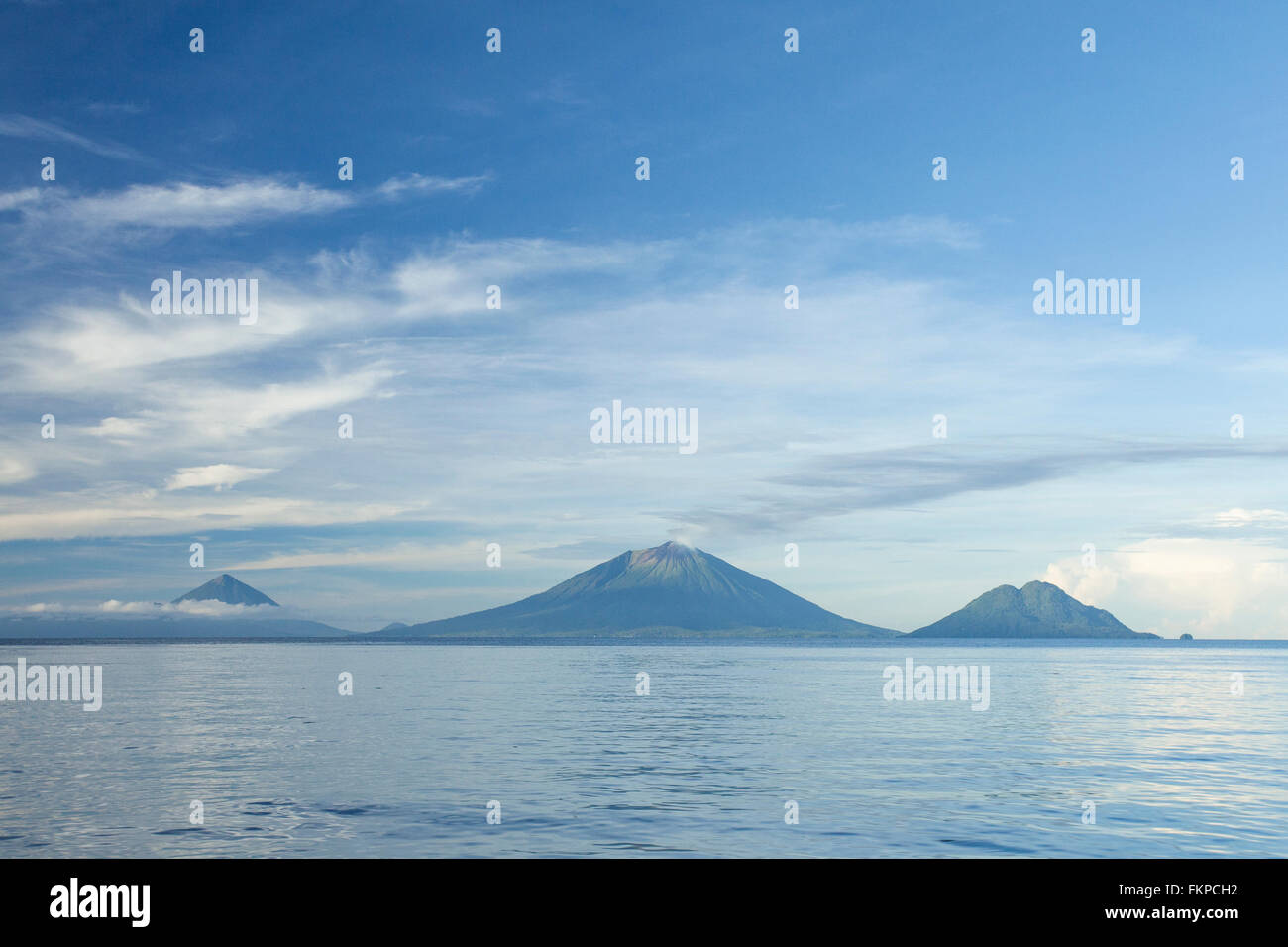 Breathaking Blick auf Gamalama Mountain in den Molukken (Molukken) von Ost-Indonesien. Stockfoto