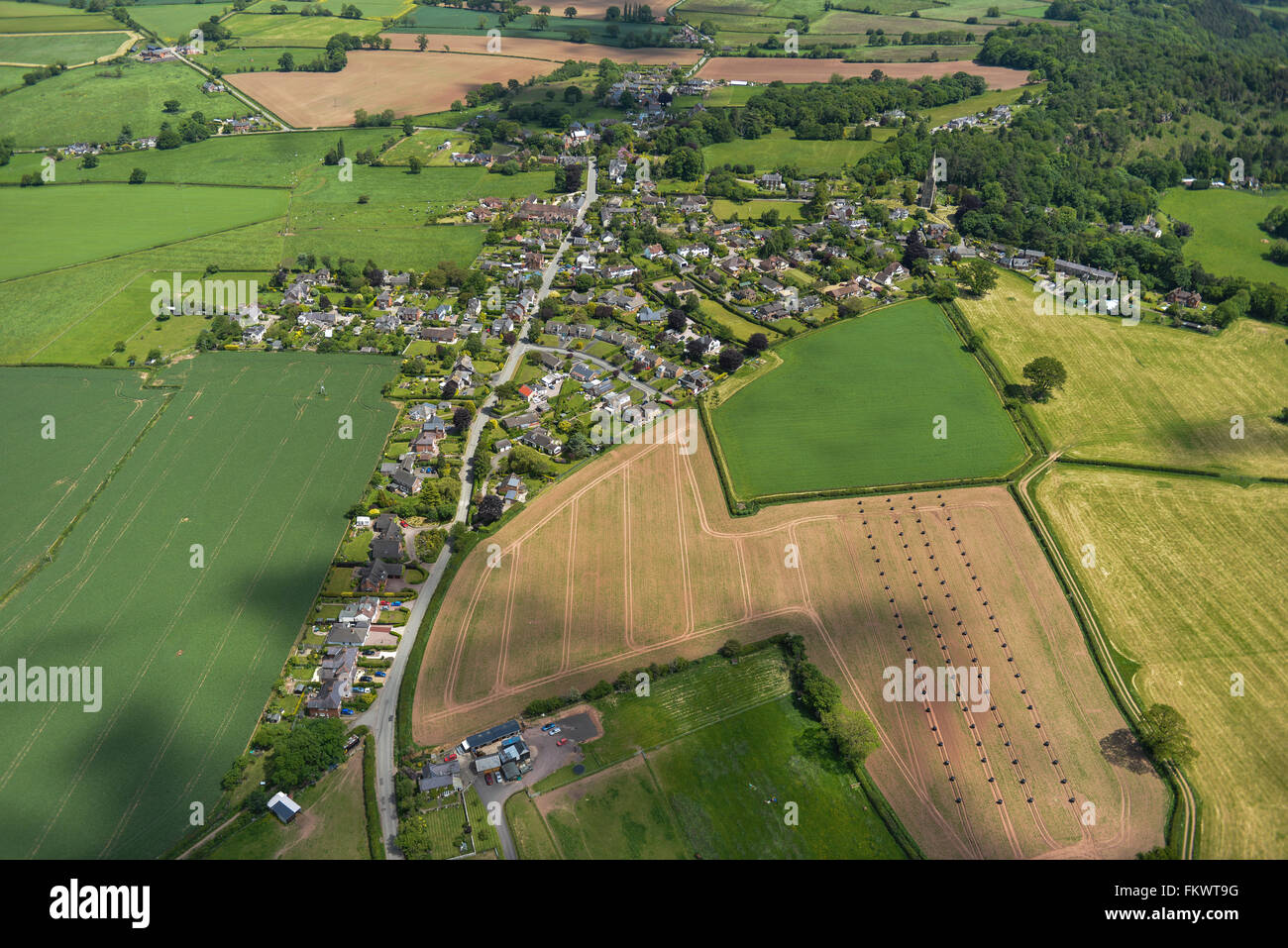Eine Luftaufnahme der Shropshire Dorf von Clive und Umland Stockfoto