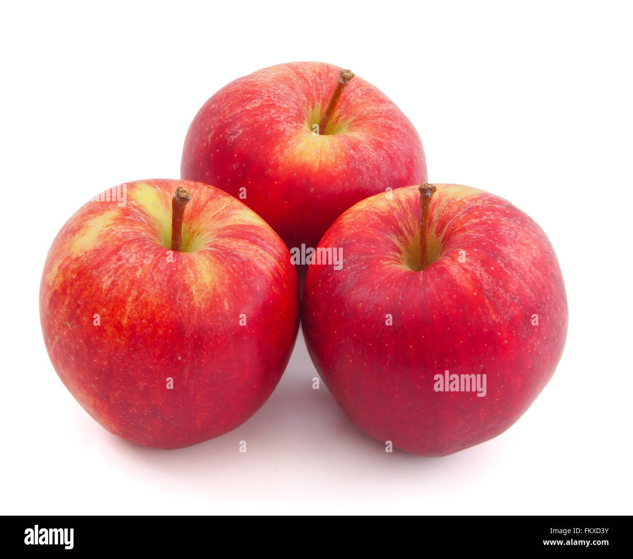 Drei rote Gala Äpfel isoliert auf einem weißen Hintergrund. Stockfoto