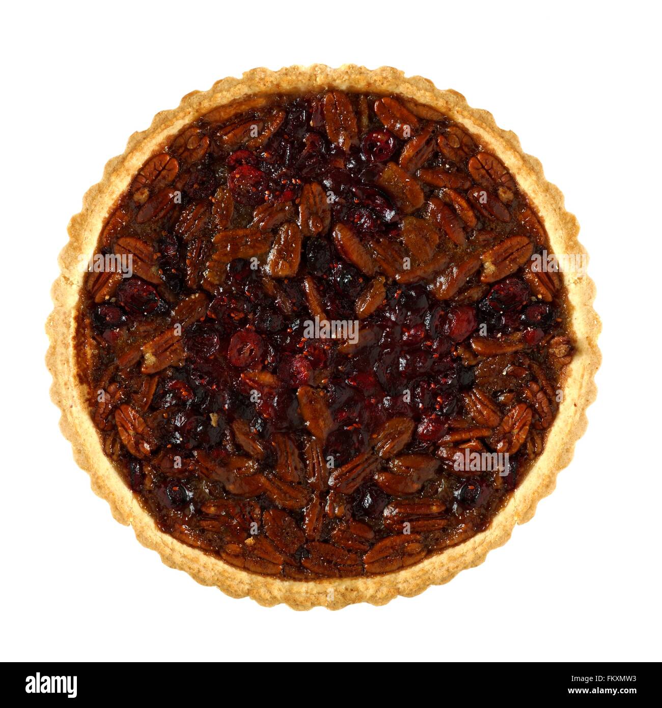 Pecan und Cranberry Herbst Torte über Ansicht isoliert auf weißem Hintergrund Stockfoto