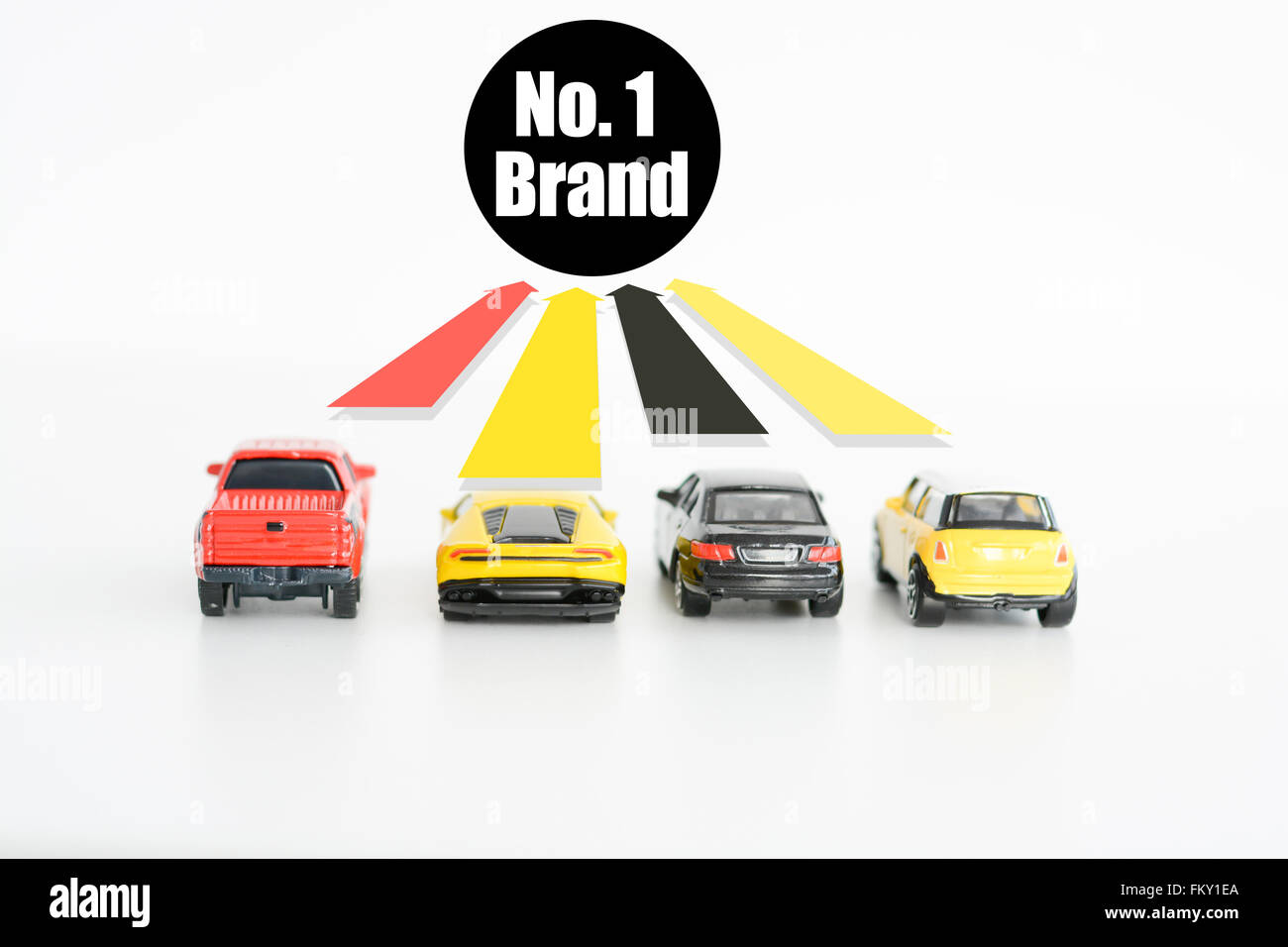 Beste Auto-Verkäufer-Konzept mit Spielzeug und Pfeile Stockfoto