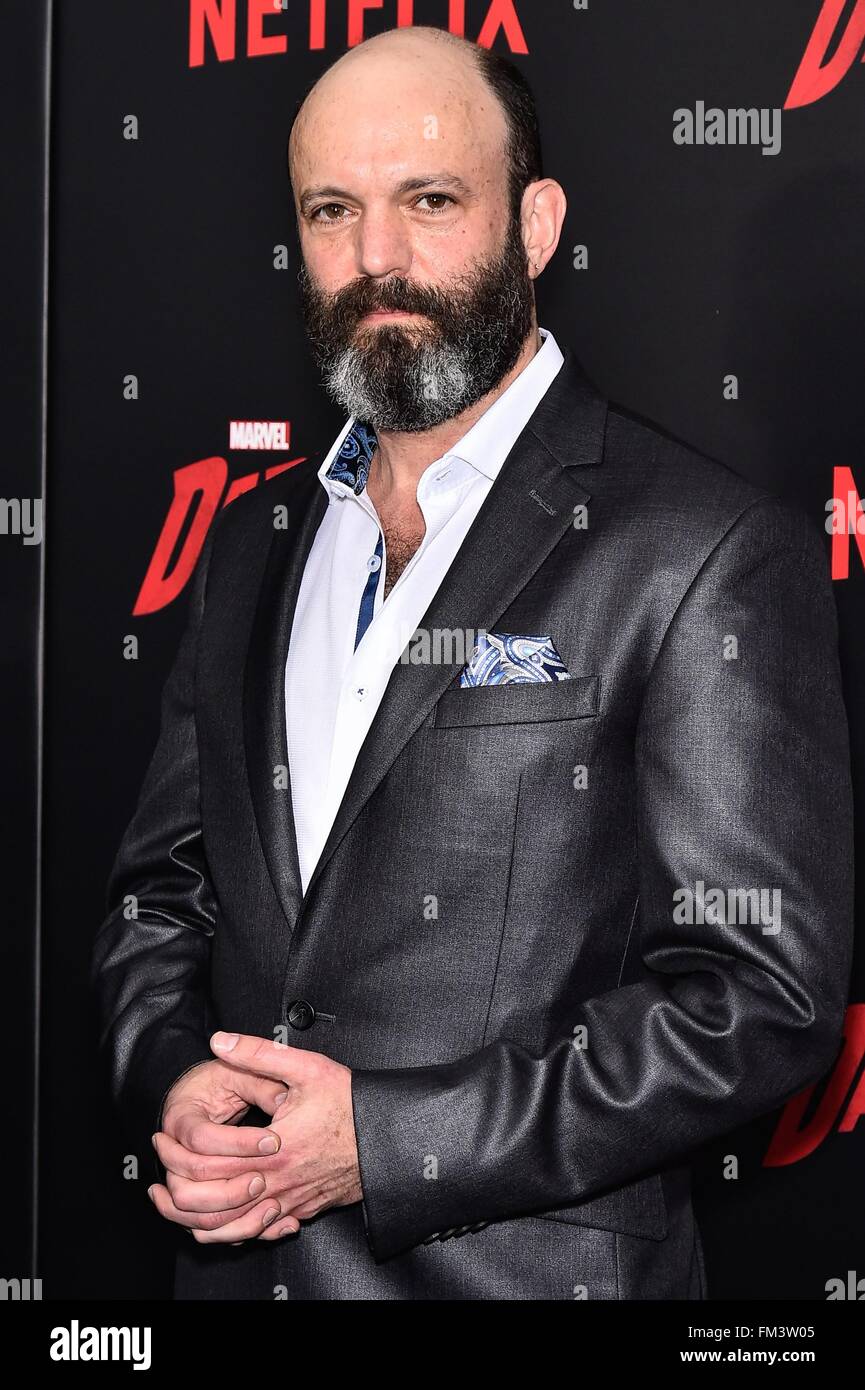 Geoffrey Cantor im Ankunftsbereich für Marvels DAREDEVIL Saison zwei Premiere auf Netflix, AMC Loews Lincoln Square 13, New York, NY 10. März 2016. Foto von: Steven Ferdman/Everett Collection Stockfoto