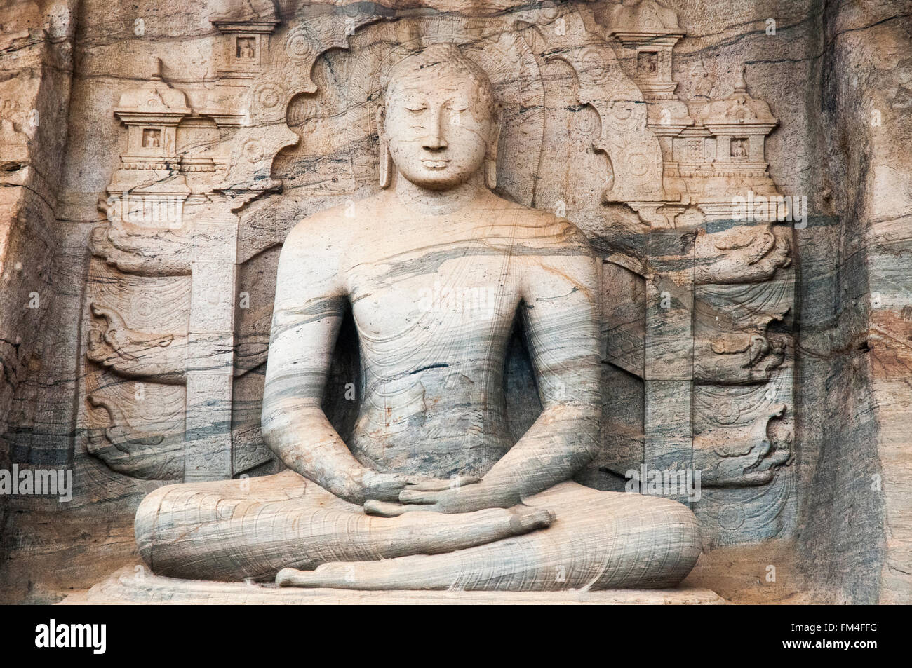 Stein-geschnitzte Buddhas in Gal Vihara oder schwarzen Schrein, Polonnaruwa, Sri Lanka Stockfoto