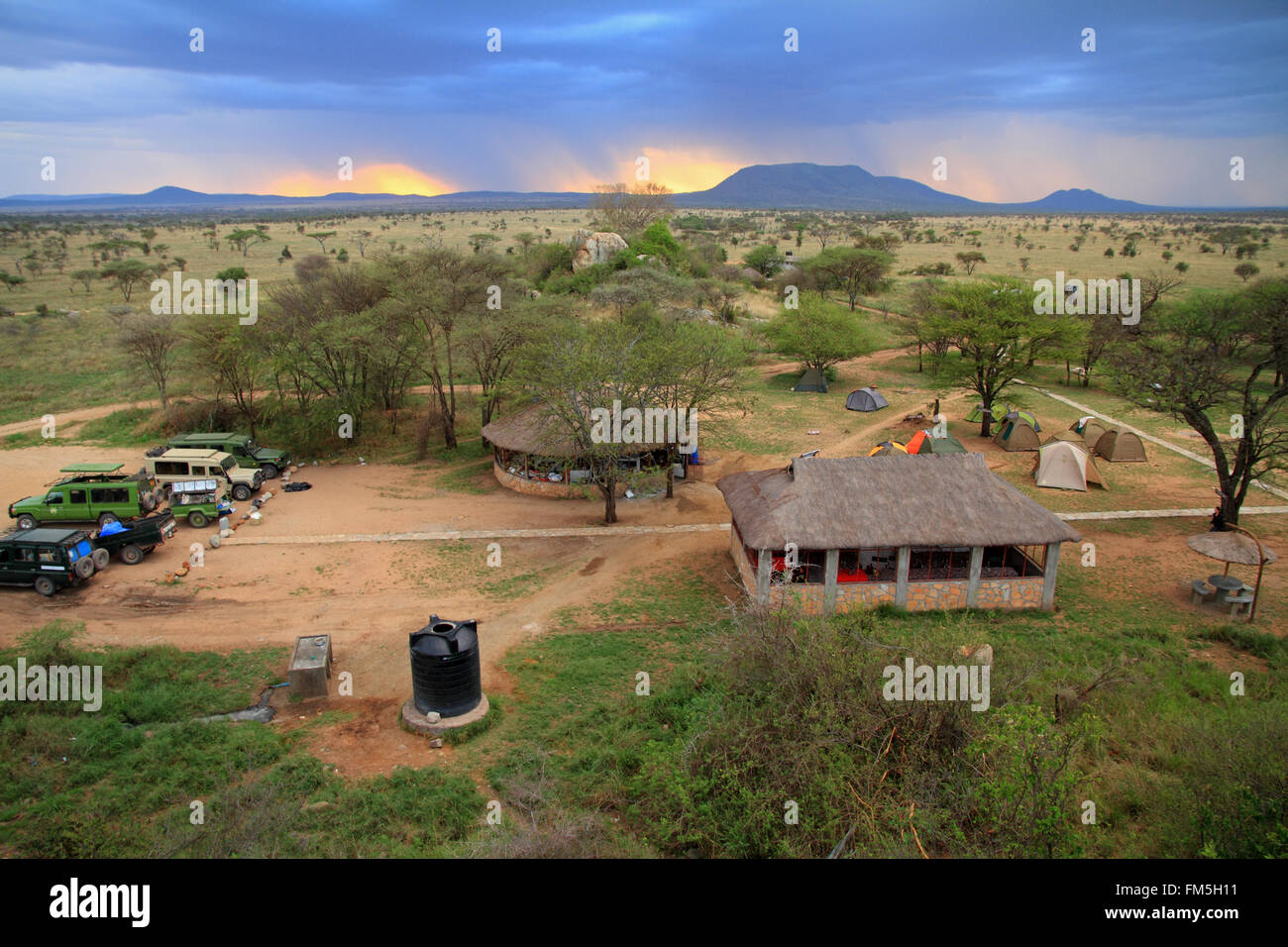 Pimbi Safari Camp in der Serengeti, Tansania Stockfoto