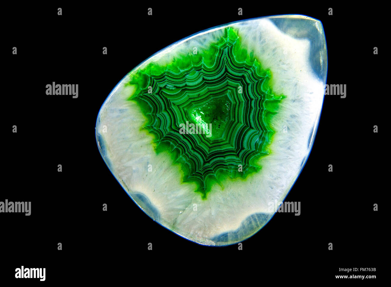 Natürlichen afrikanischen Onyx Druzy Achat Mineral Stein in Studioumgebung Stockfoto