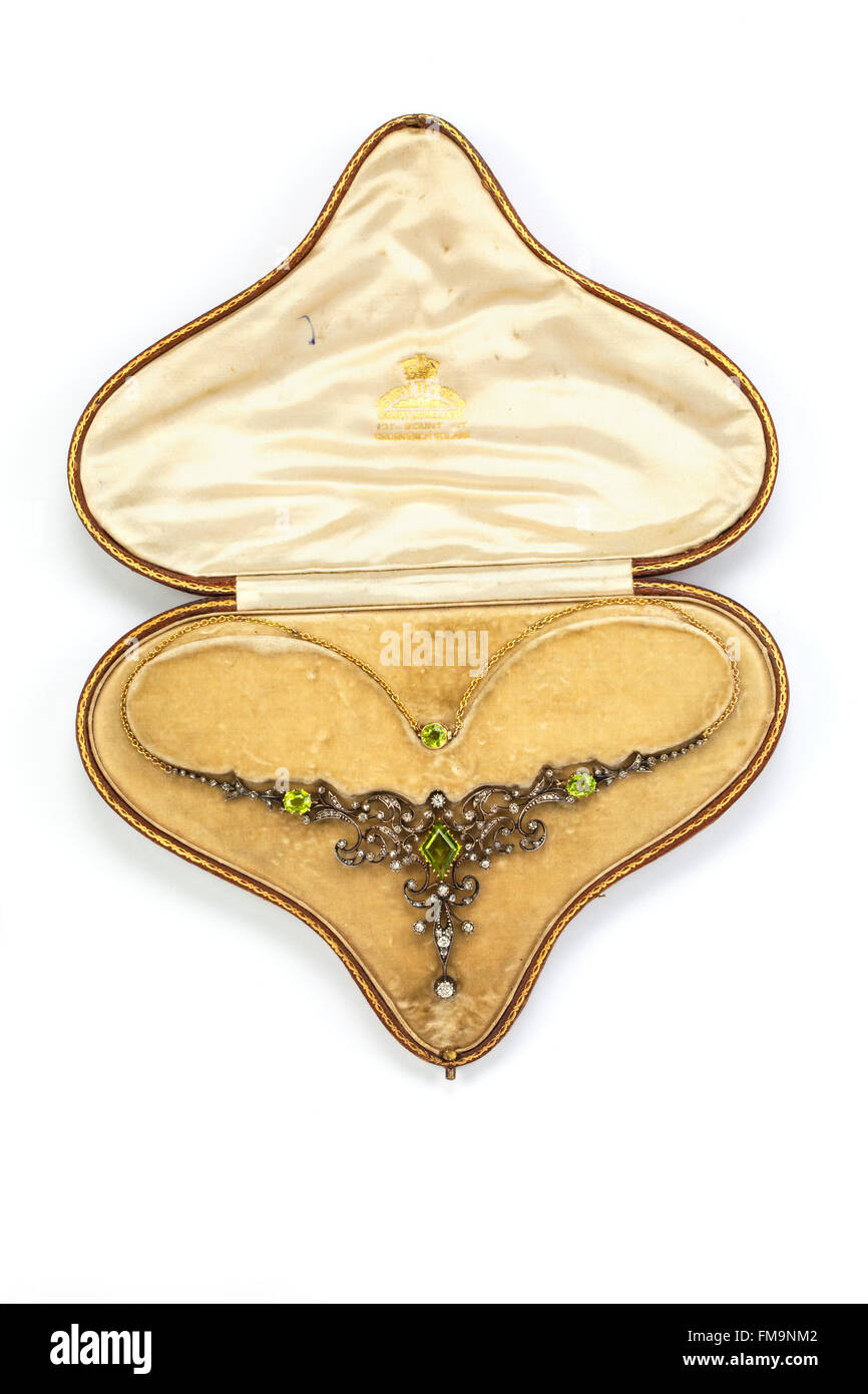 Peridot und Diamond Earrings, von Tessier? 19. jahrhundert Stockfoto