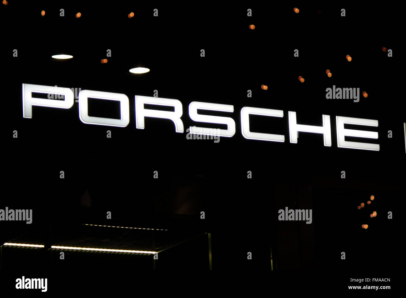 Markenname: "Porsche", Dezember 2013, Berlin. Stockfoto