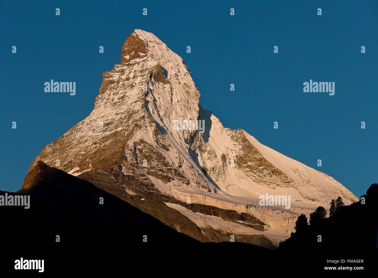 Schweiz, Kanton Wallis, Zermatt, das Matterhorn (4478 m) Stockfoto