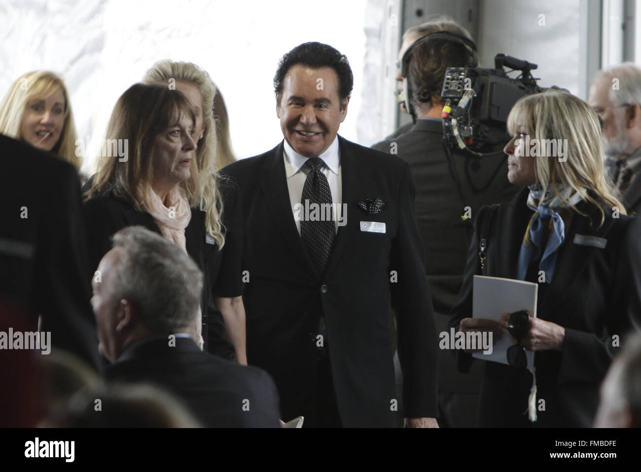 Simi Valley, Kalifornien, USA. 11. März 2016. WAYNE NEWTON kommt bei den Reagans Beerdigung in der Ronald Reagan Presidential Library statt. Bildnachweis: Troy Harvey/ZUMA Draht/Alamy Live-Nachrichten Stockfoto