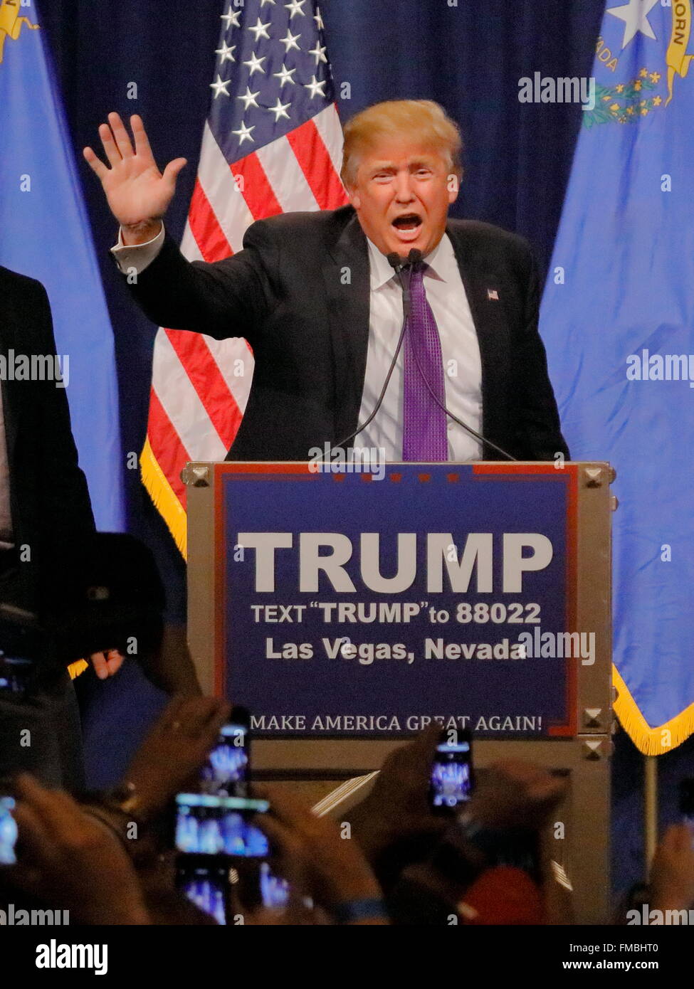 Donald Trump Sieg Rede folgenden großen gewinnen in Nevada Caucus, Las Vegas, NV Stockfoto