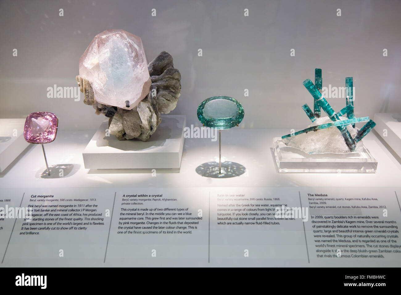 Das Gewölbe in der Mineraliensammlung Natural History Museum in London Stockfoto