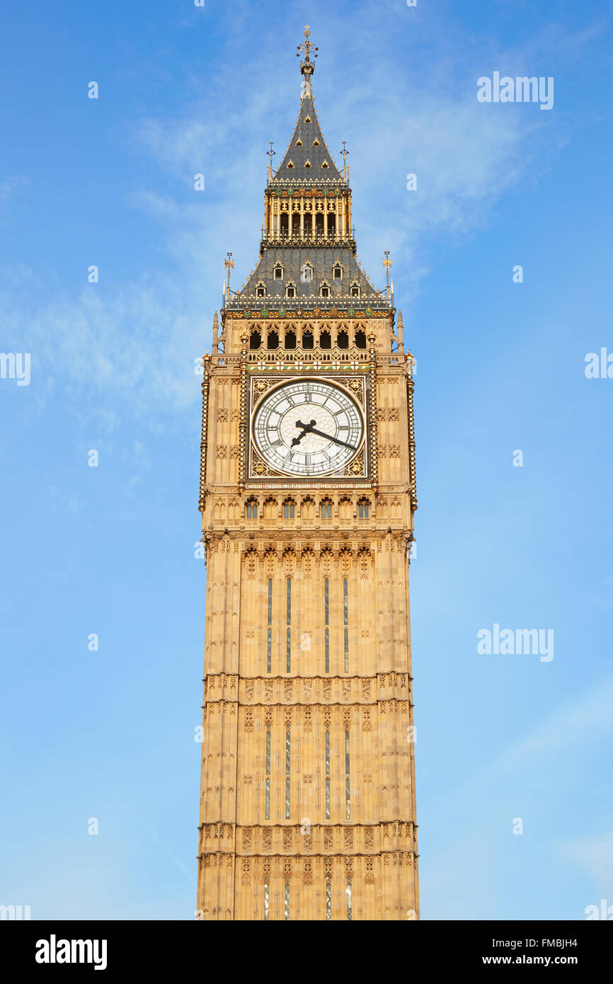 Big Ben in London, blauer Himmel Stockfoto